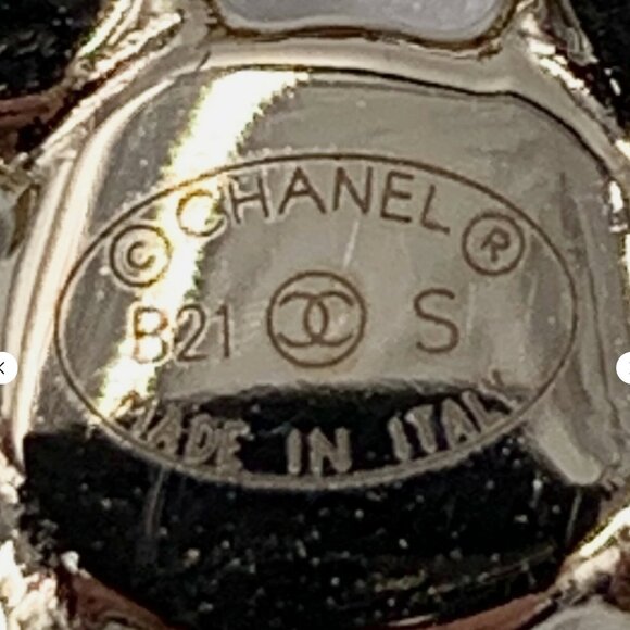 Authentic Chanel CC Light gold hardware Logo Hair Clip BRAND NEW - Picture 5 of 7